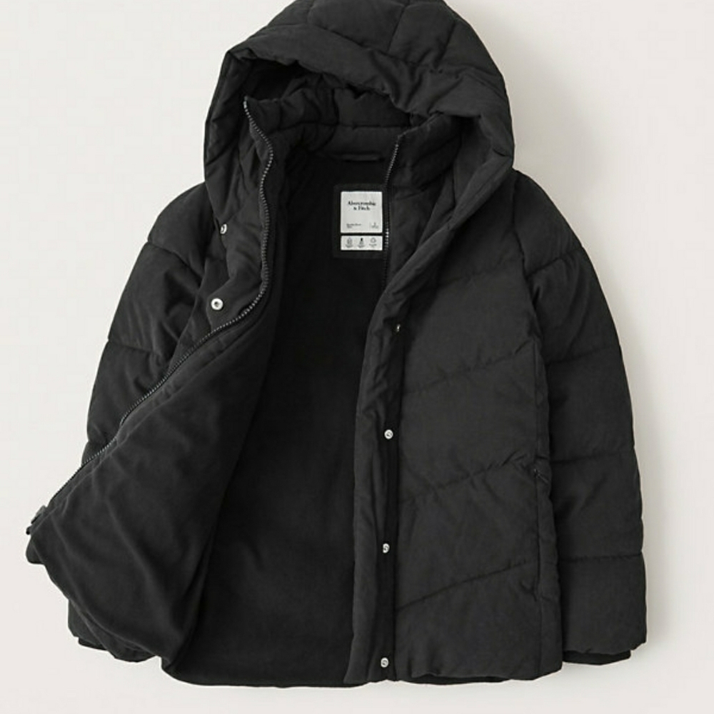 💥50% OFF💥 A&F ULTRA MID PUFFER COAT NWT $220